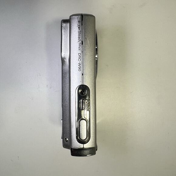 Sony Cyber-shot DSC-W90 8.1MP CCD Carl Zeiss Lens Compact Digital Camera *READ* - Picture 4 of 14